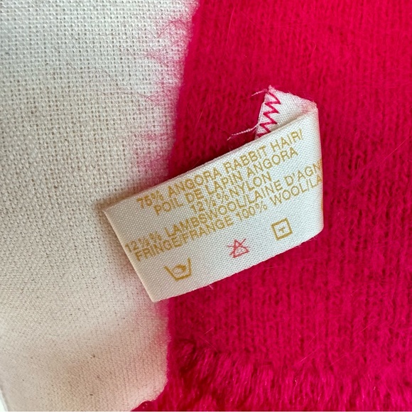 Vintage Wool & Angora Scarf - Picture 8 of 8